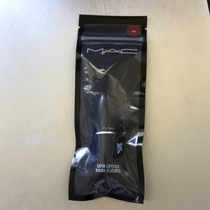 Mac mini lipstick in shade twig